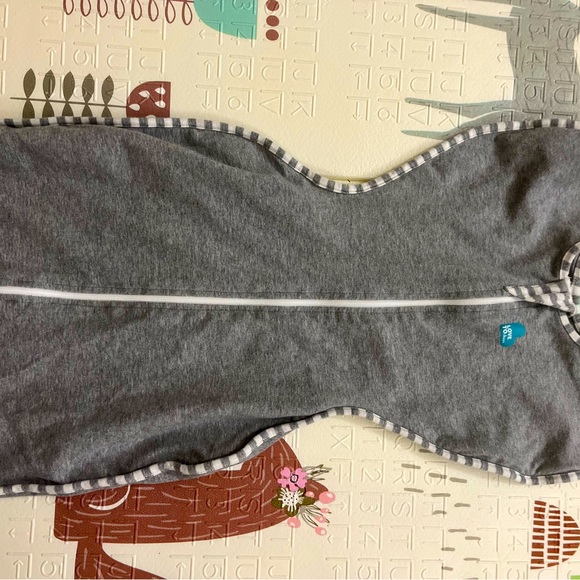 Two love to dream swaddles - Picture 1 of 2